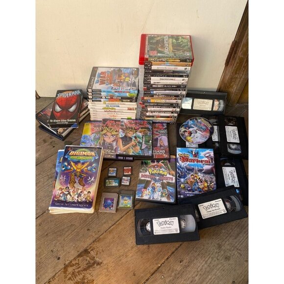 Huge Video Game & Collectibles Lot - Pokémon, Nintendo, Wii, PS2, Spiderman, etc - Picture 7 of 12